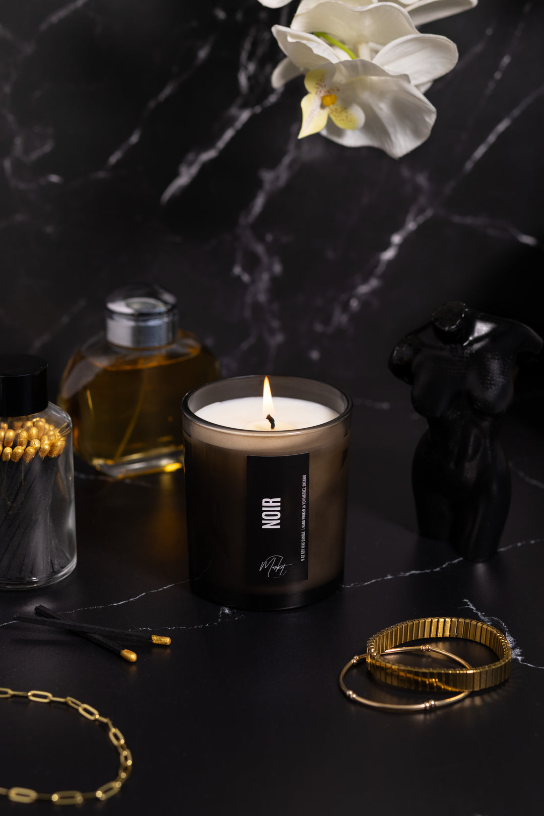 BOUGIE À LA CIRE DE SOJA NOIRE - RÉCIPIENT DE LUXE AVEC BOÎTE