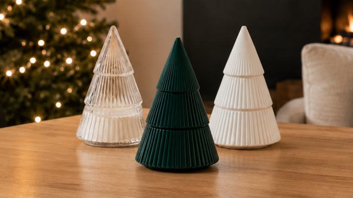 GREEN RIBBED CHRISTMAS TREE SOY CANDLE