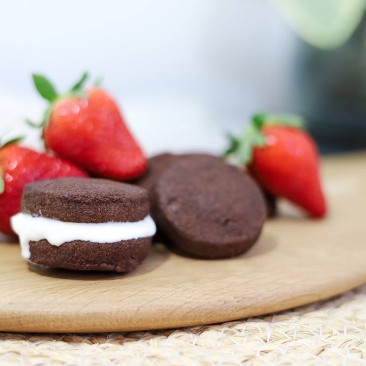 DARK CHOCOLATE SHORTBREAD